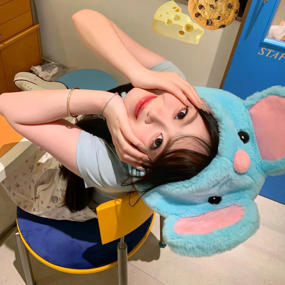 窥情国语 海报